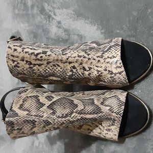 Kelsi Dagger High Heel Shoes